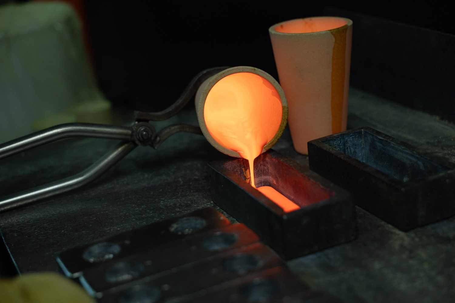 Fire assay at Bachelet
